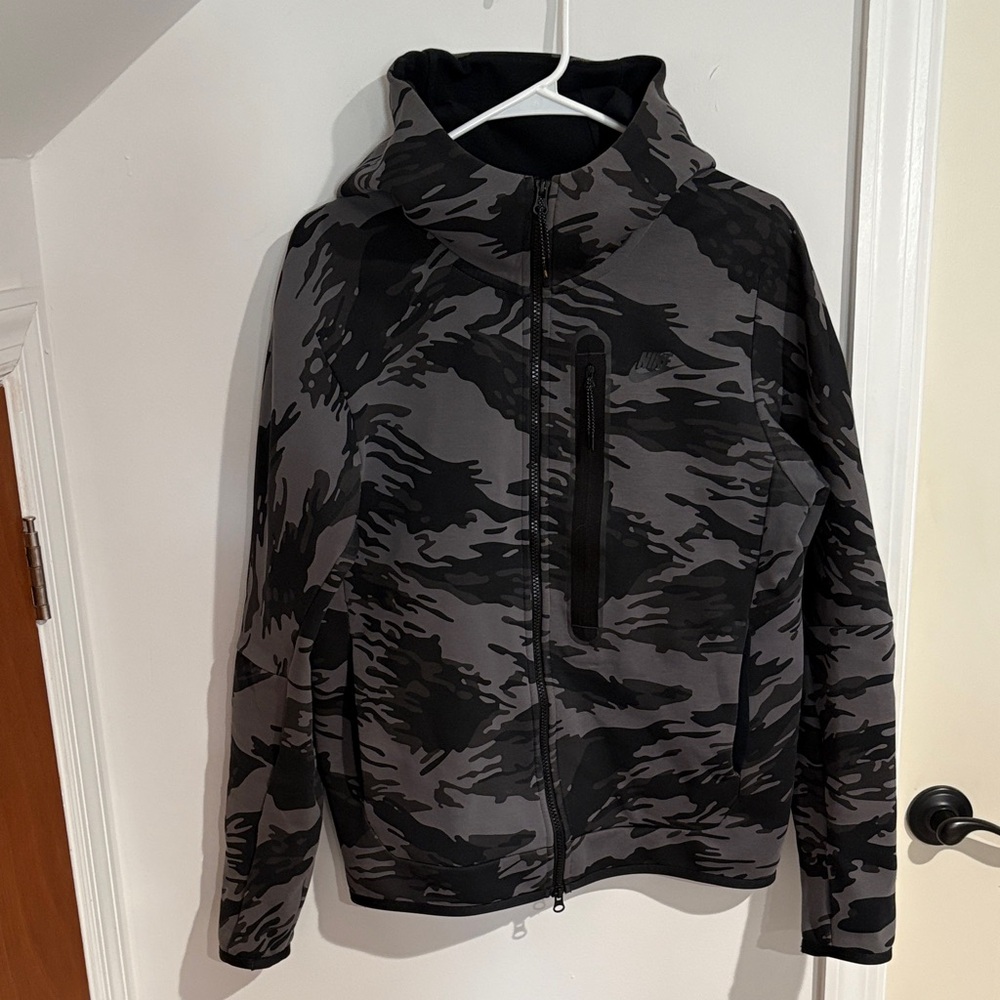 Nike Tech Fleece Men's Full-zip Camo